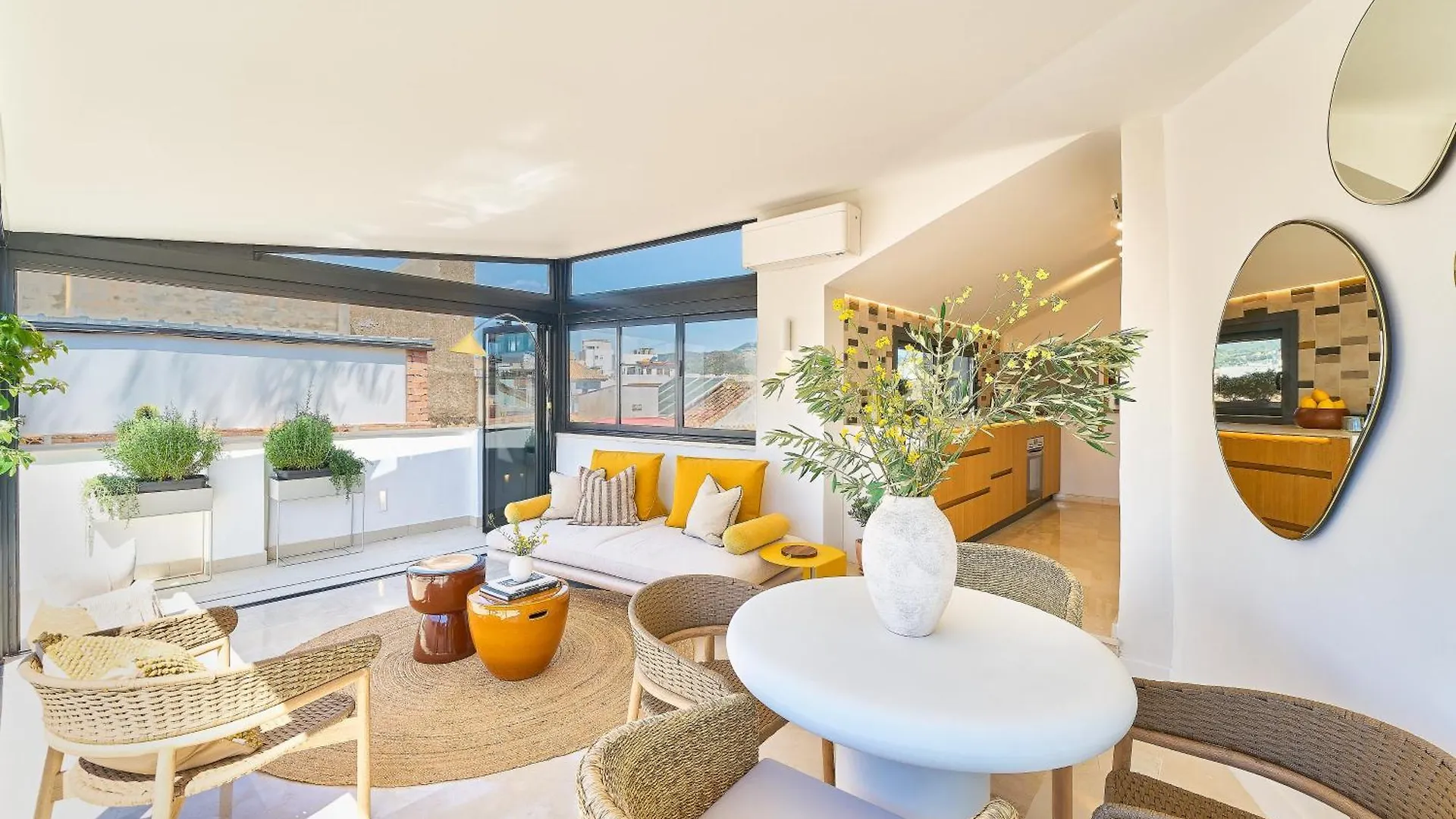 מאלגה Santos 7 - Bright 2-Bedroom Duplex Apartment With Two Terraces