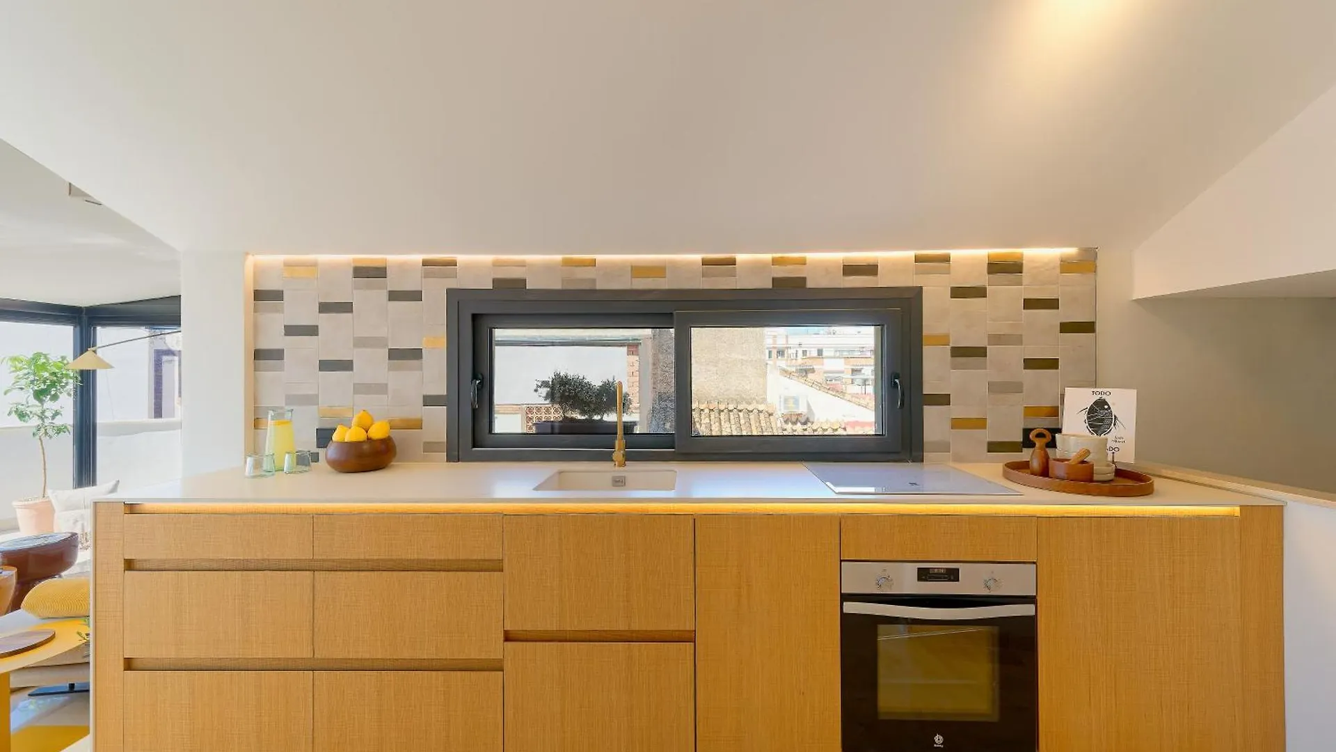 מאלגה Santos 7 - Bright 2-Bedroom Duplex Apartment With Two Terraces