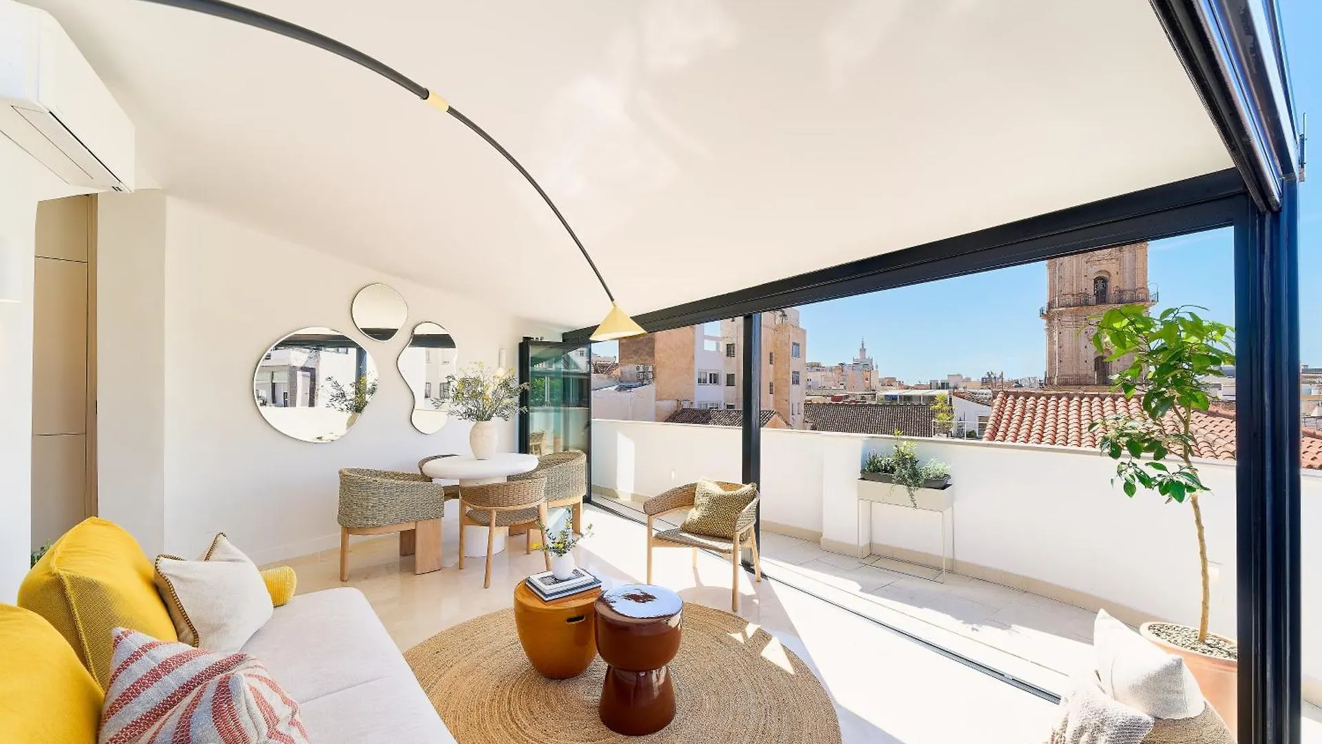 מאלגה Santos 7 - Bright 2-Bedroom Duplex Apartment With Two Terraces