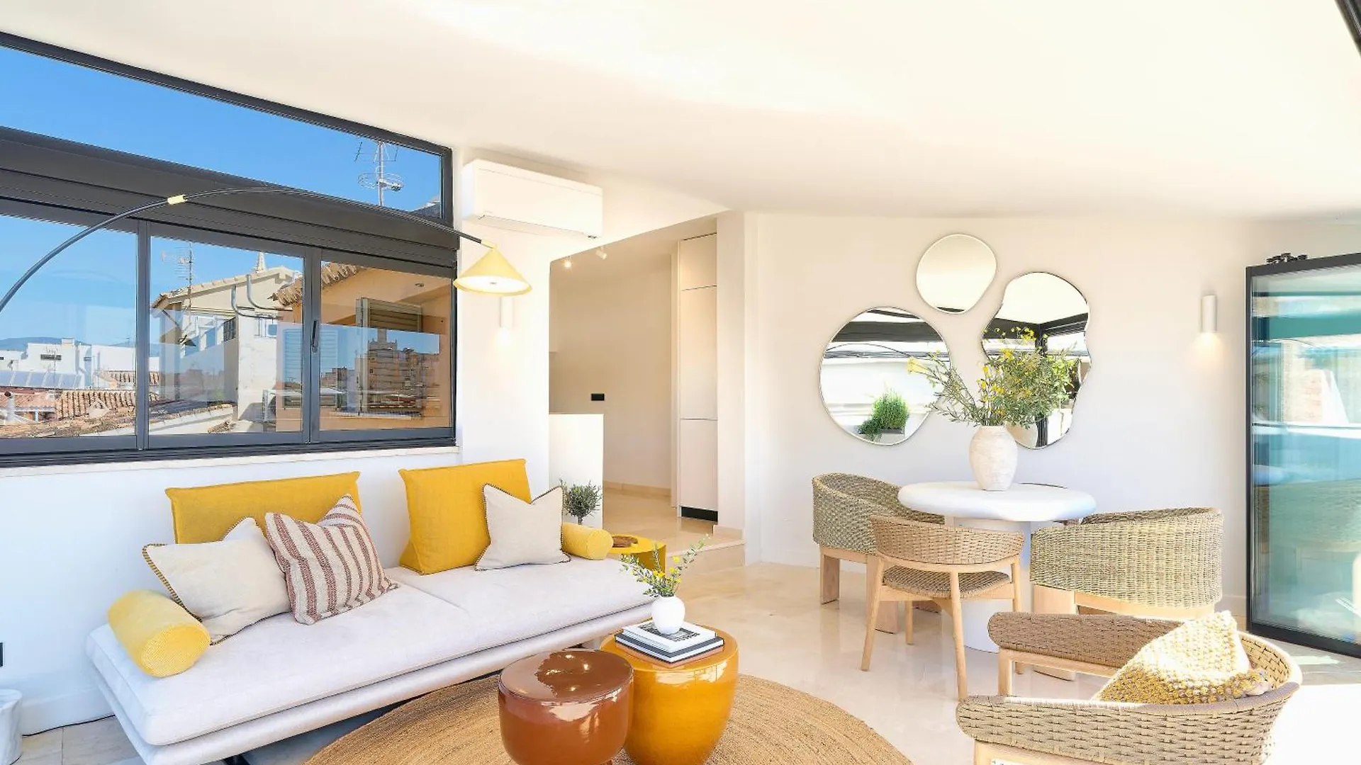 Santos 7 - Bright 2-Bedroom Duplex Apartment With Two Terraces Малага 0*,